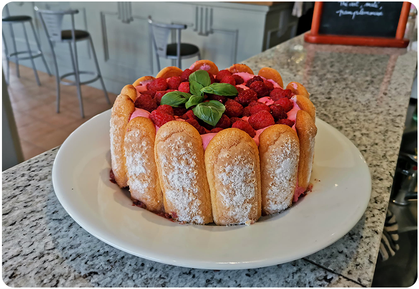 Le restaurant - Bar Du Cours - restaurant Vallabregues - top resto VALLABREGUES